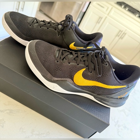 Kobe VIII Protro Basketball Shoes - Picture 1 of 8